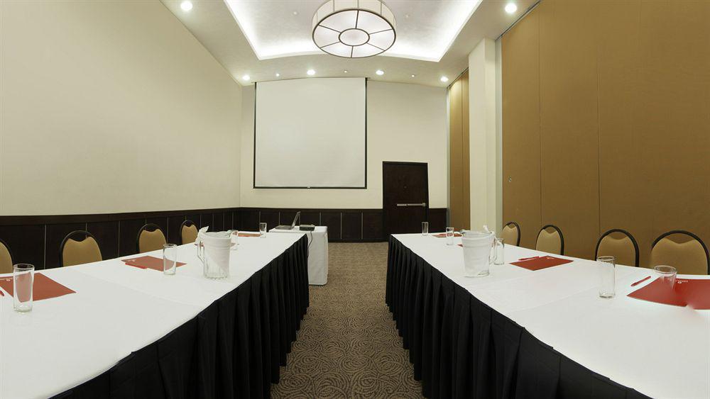 Fiesta Inn Express Ciudad Obregon Bagian luar foto